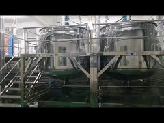 1000L ঢাকনা ফিক্সড নীচে Homogenizing শরীর ক্রিম মিশুক মেশিন উচ্চ গতির এমুলেশন মিশুক